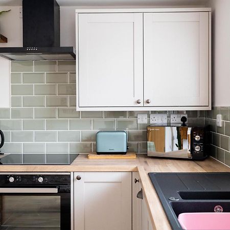 The Cwtch Fishguard Villa Trecwn ภายนอก รูปภาพ
