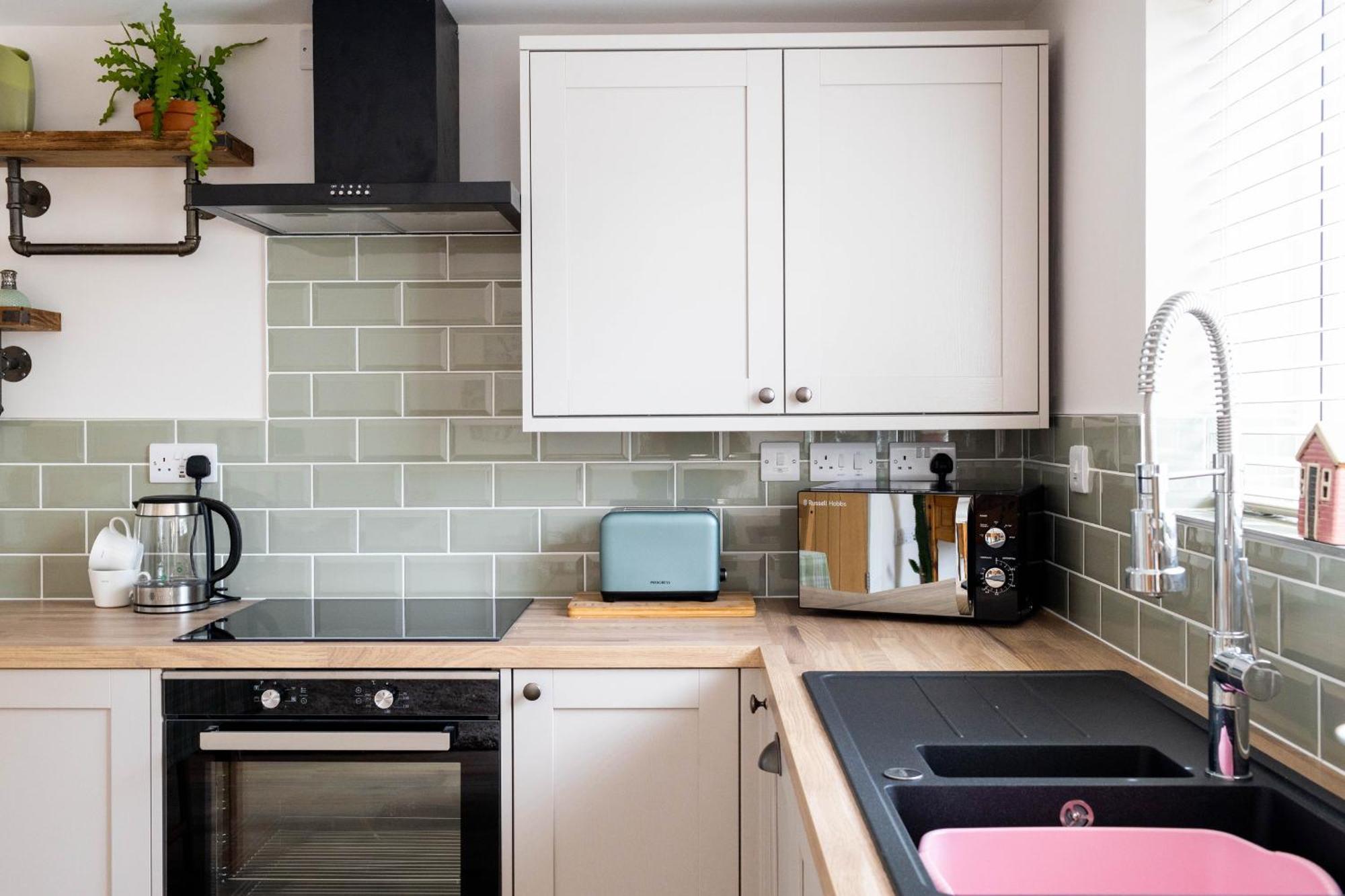 The Cwtch Fishguard Villa Trecwn ภายนอก รูปภาพ