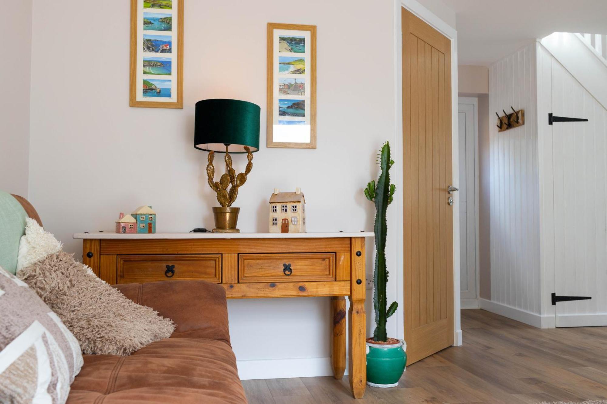 The Cwtch Fishguard Villa Trecwn ภายนอก รูปภาพ