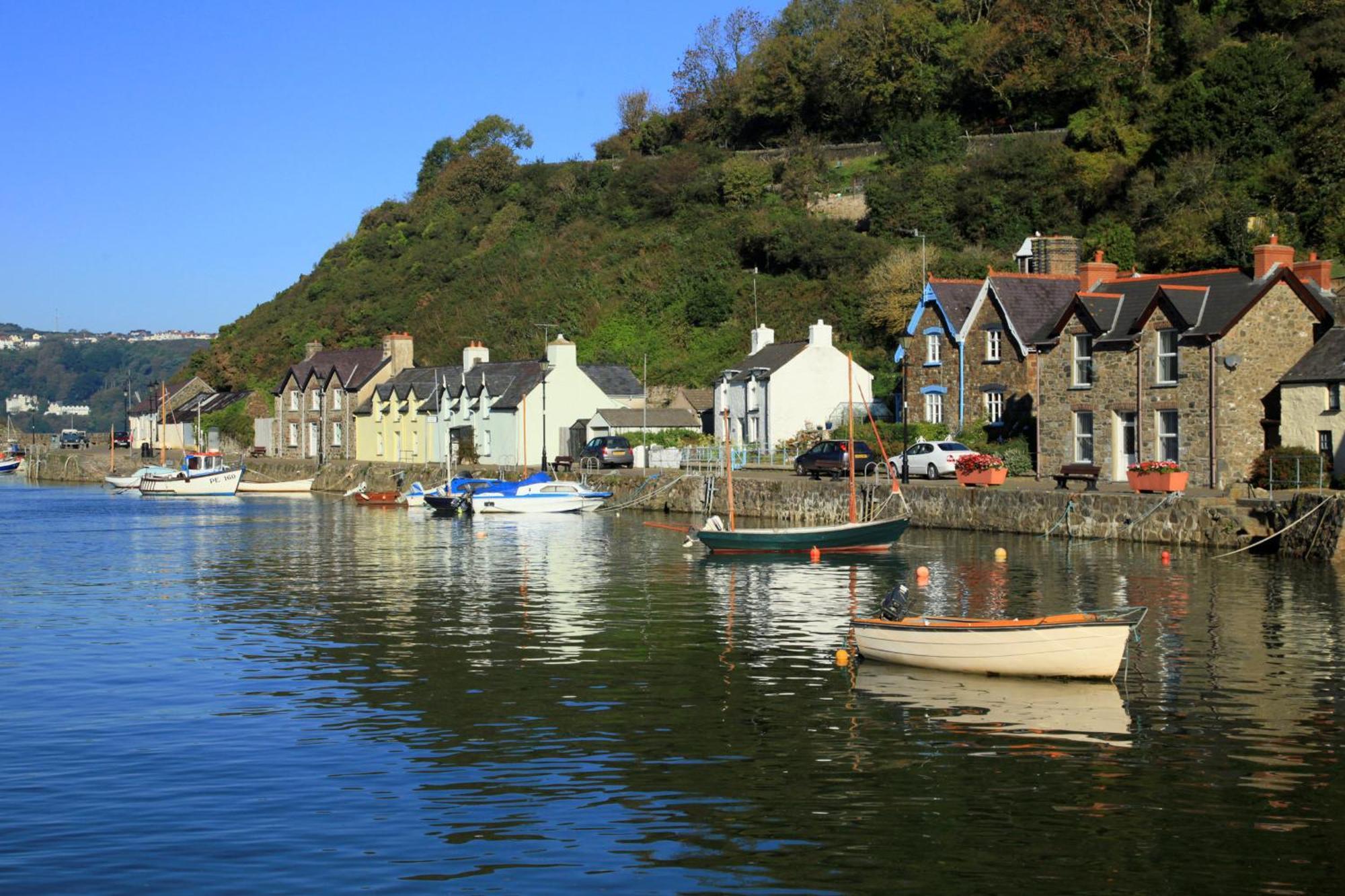 The Cwtch Fishguard Villa Trecwn ภายนอก รูปภาพ